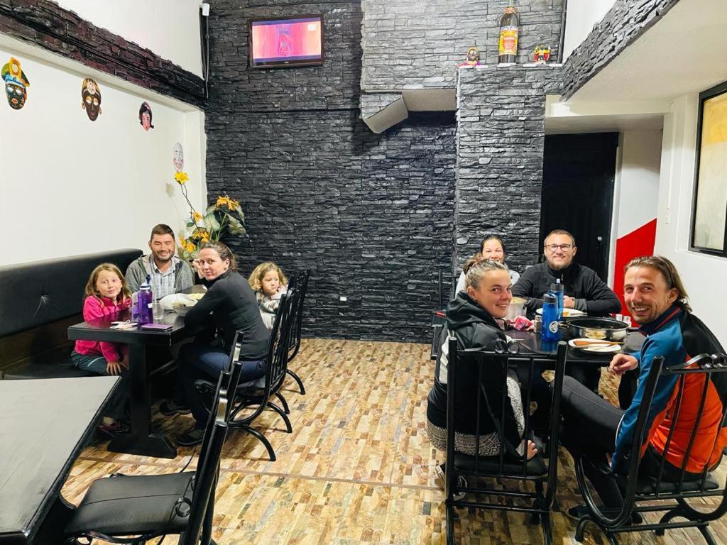 Hostal Rosita Latacunga Buitenkant foto