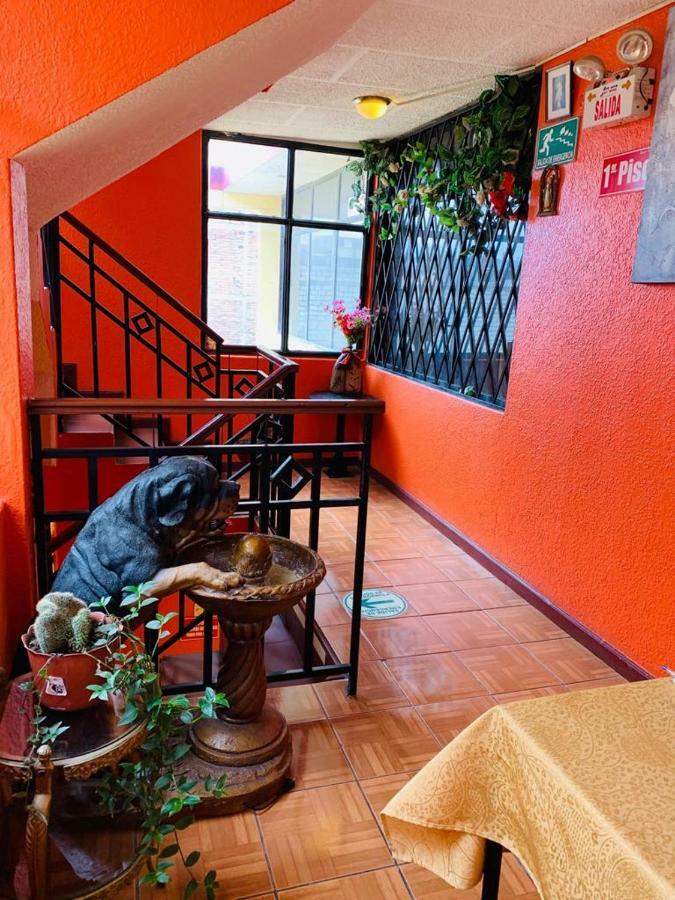 Hostal Rosita Latacunga Buitenkant foto