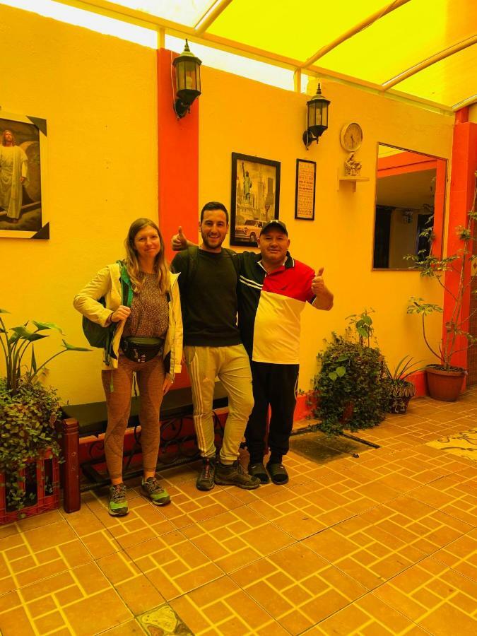 Hostal Rosita Latacunga Buitenkant foto